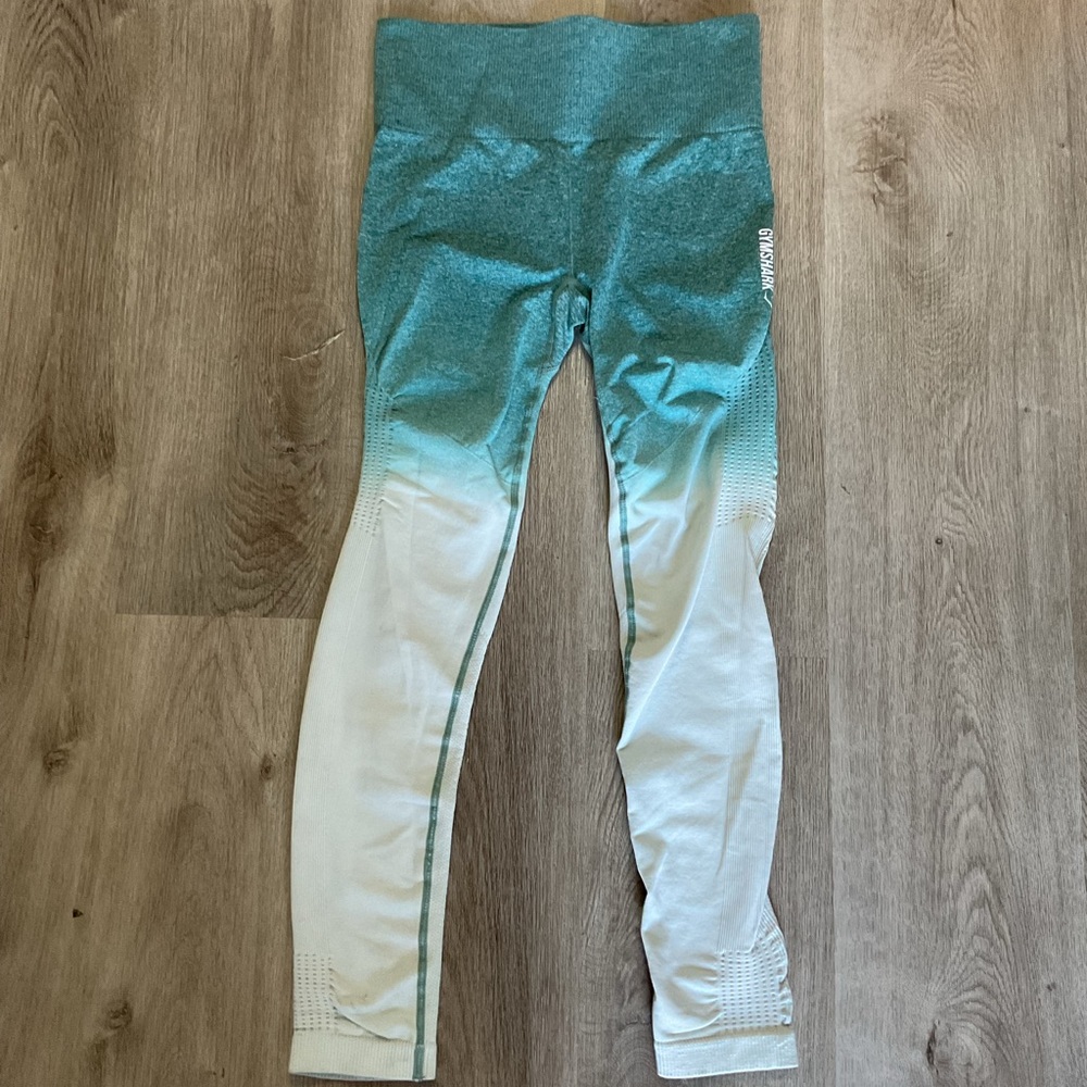 Gymshark leggings  women’s medium green ombré